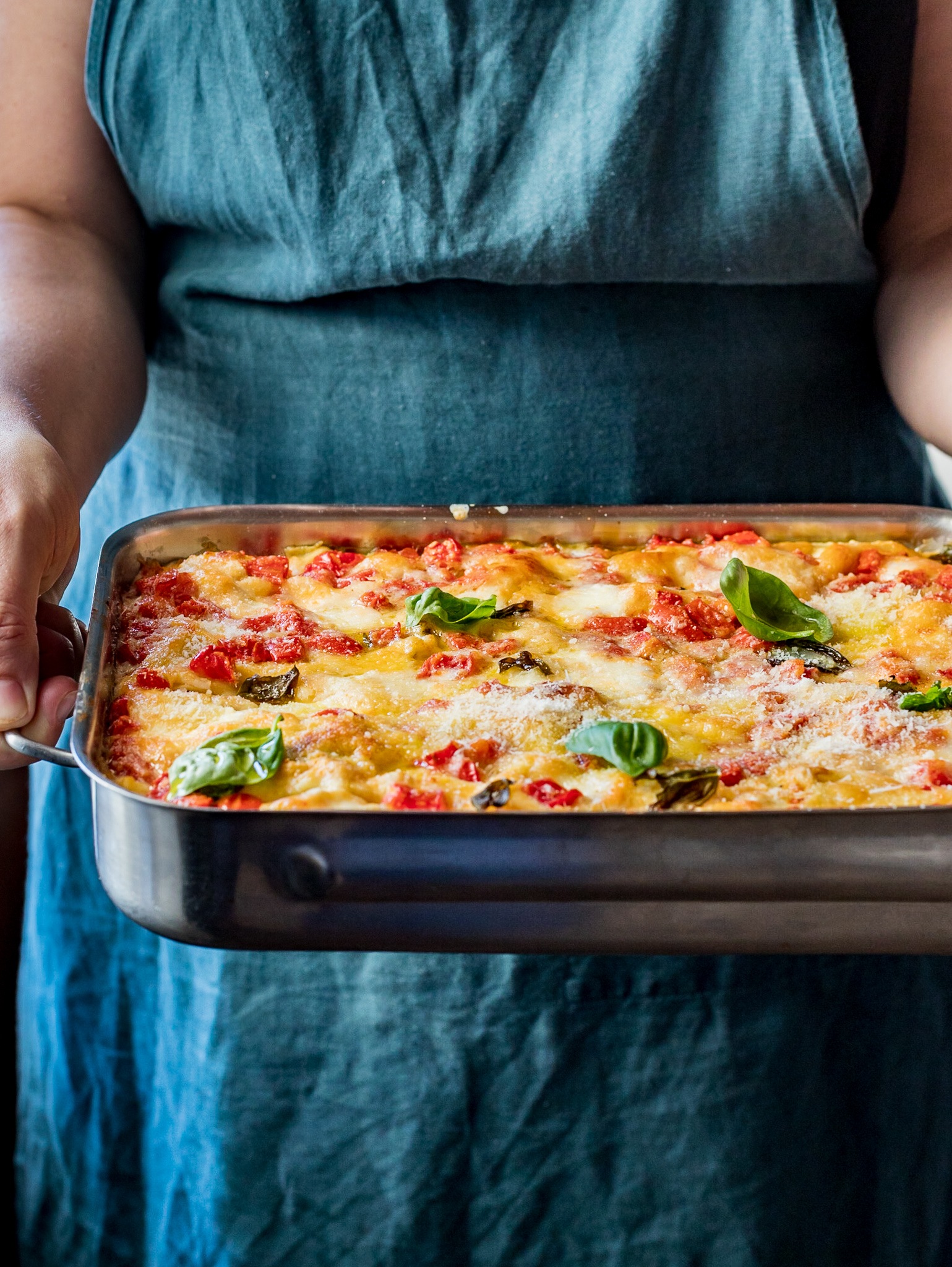 tomato mozzarella lasagne