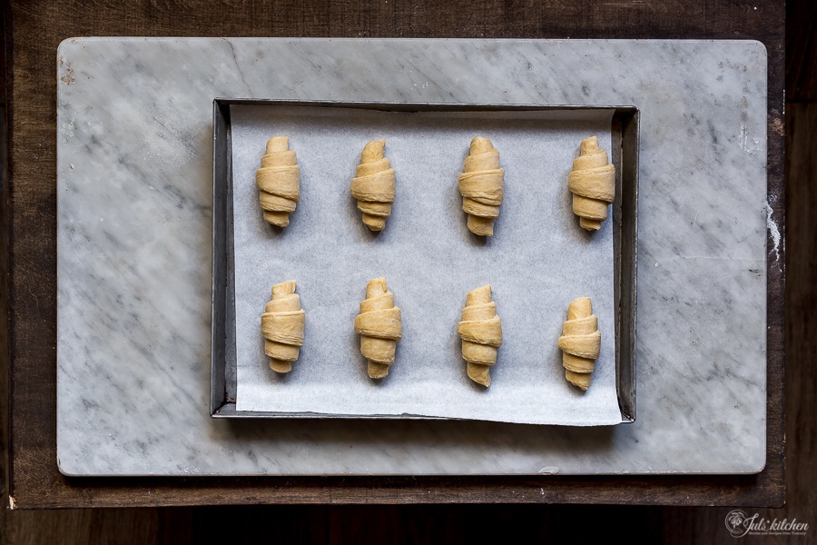 Italian croissants and breakfast in a bar - Juls' Kitchen