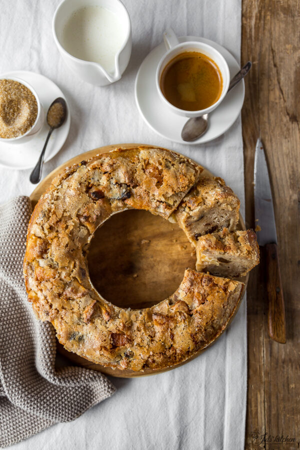 Torta di pane e mele