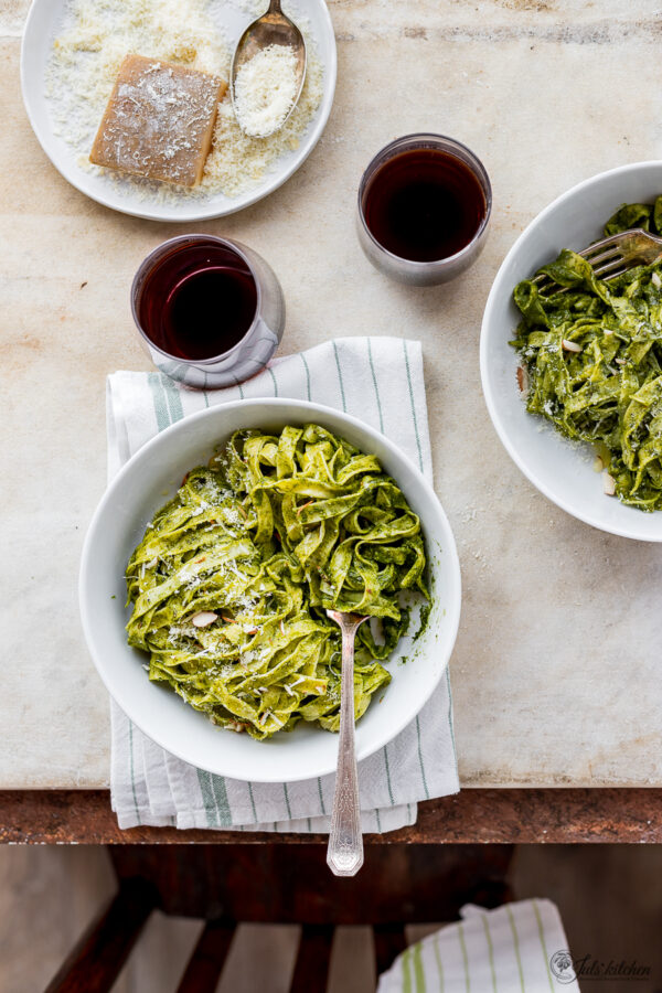 Home-made tagliatelle with Tuscan kale pesto