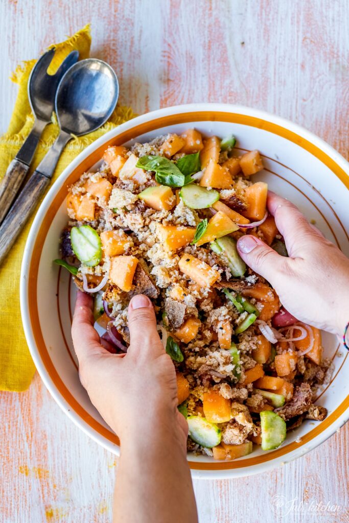 prosciutto and melon panzanella